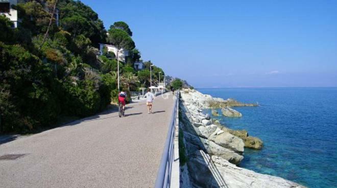 Casa Delle Mimose Lägenhet Varazze Exteriör bild