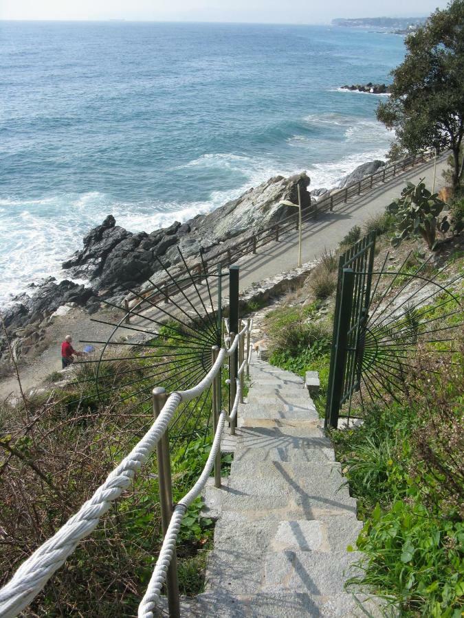 Casa Delle Mimose Lägenhet Varazze Exteriör bild